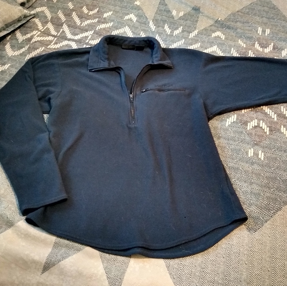 🌻5 for $20 Marmot pullover